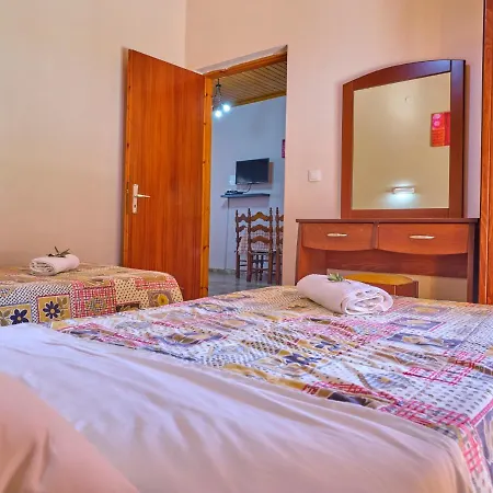 Semesterbostad Theodora Agios Stefanos Corfu *